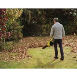 Lövblås