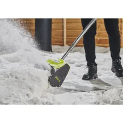 Snöskyffel