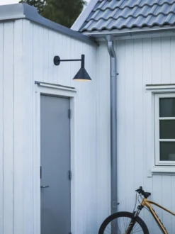 Vägglampa