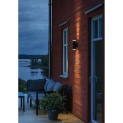 Vägglykta